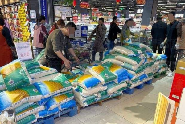 戰爭警報敲響？俄4大艦隊140艘軍艦一起出動，烏總統：先冷靜下來