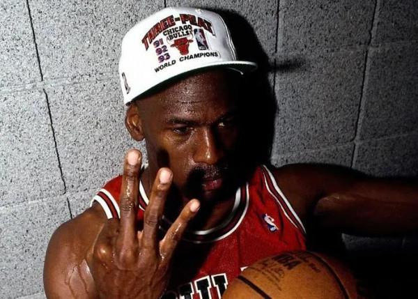 NBA各十年得分王一覽！哈登上榜，張伯倫場均得分太誇張