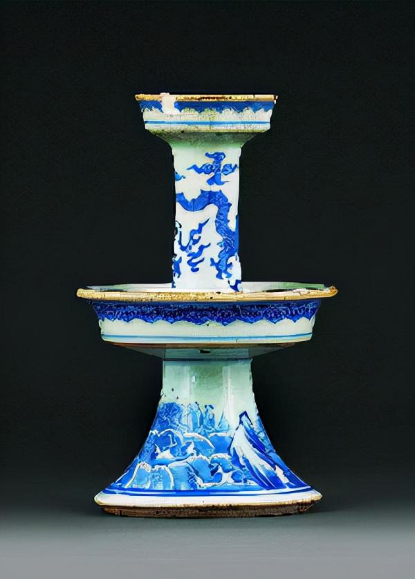 馬未都：價值30萬的乾隆大燭臺，花2元從農婦手裡撿漏，的確賺了