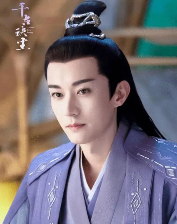 都說山東盛產美男子，這13位魯籍男星，個個五官端正，英氣逼人