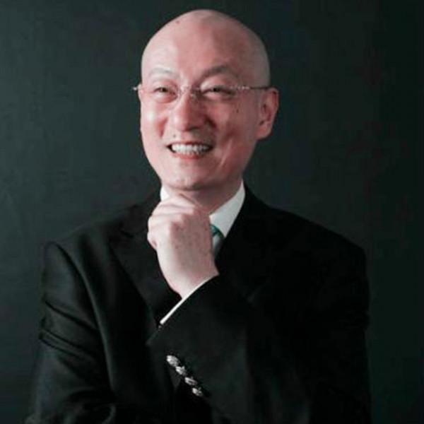 京劇名家關正明葬禮：不設靈堂、不要墓地，周立波下跪痛哭