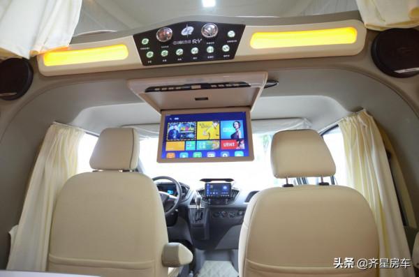 車高不到2.3米，小身材大空間，可升頂可拓展，齊星全順小C型房車