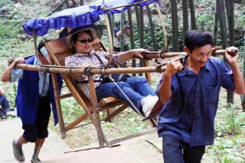 1949年，毛主席想拿一幅圖當國旗，張治中卻反對：擺根金箍棒幹嘛