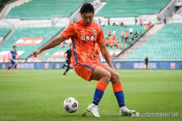 國足最有威脅的前鋒?22歲小將令越媒畏懼,中越之戰有望成為奇兵 國足最有威脅的前鋒?22歲小將令越媒畏懼,中越之戰有望成為奇兵