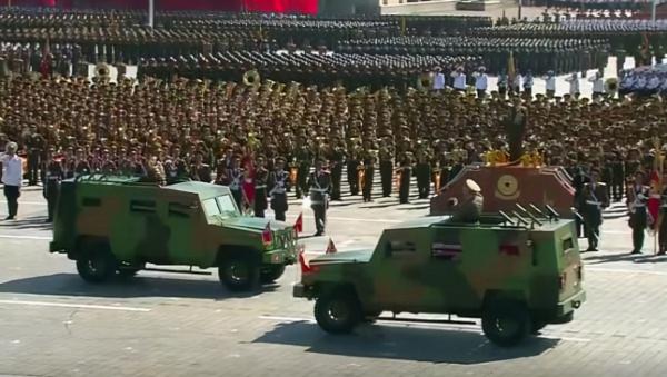 朝鮮閱兵出現的自研4x4裝甲車