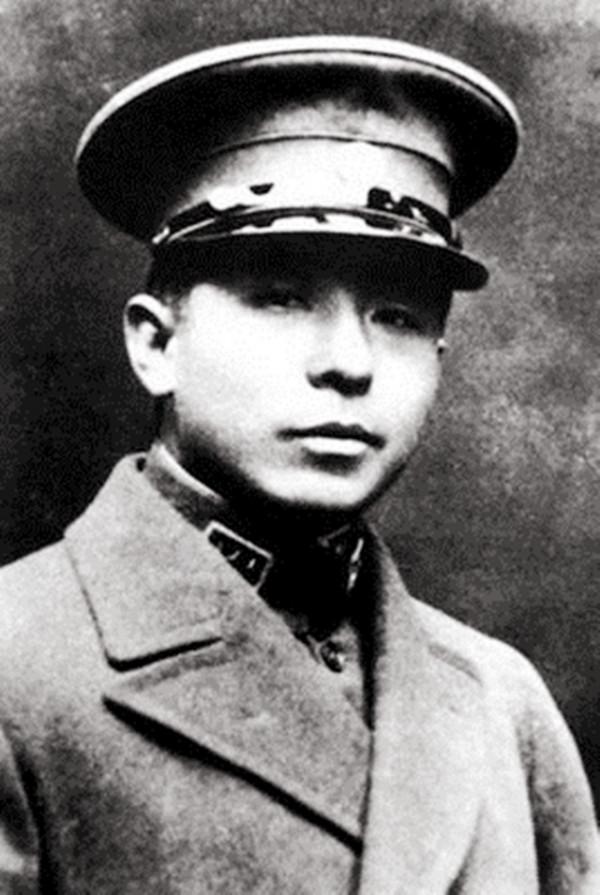 1947年白龍駒山戰役,雙方的團長一見面就愣住了:原來是同窗好友 1947年白龍駒山戰役,雙方的團長一見面就愣住了:原來是同窗好友