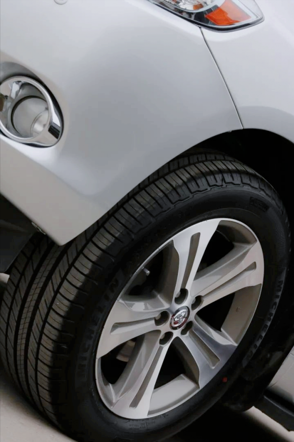 翻新09年老款豐田漢蘭達,28萬公里剛過磨合期,還能再戰20年 翻新09年老款豐田漢蘭達,28萬公里剛過磨合期,還能再戰20年