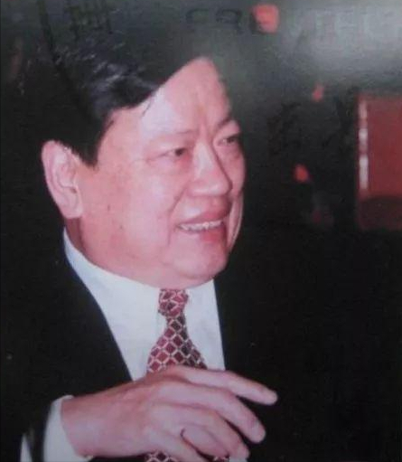 河南新飛興衰史:劉炳銀開創冰箱之王時代,卻遭外資圍剿衰敗? 河南新飛興衰史:劉炳銀開創冰箱之王時代,卻遭外資圍剿衰敗?