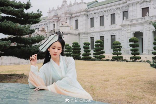 文榮獎紅毯：許凱、任豪、劉浩存、周也、辣目洋子、張予曦、曾黎