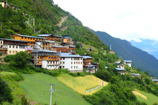 一生一定要看一次的日照金山，究竟有多美？