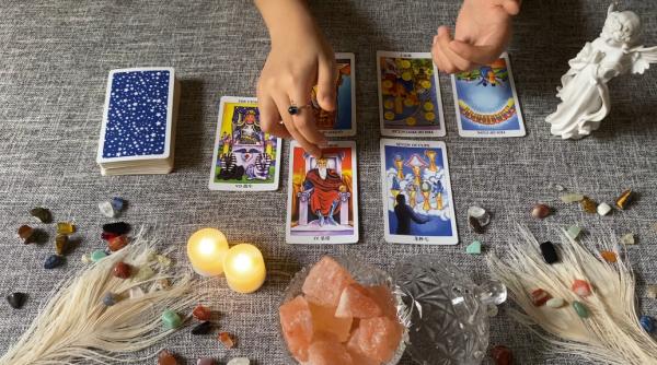 靈魅塔羅：金牛座10月上半月運勢，內心比較糾結，有排斥的能量