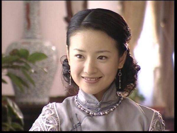 主角濾鏡真神奇,明明女配更亮眼,當年卻能洗腦自己女主最美 主角濾鏡真神奇,明明女配更亮眼,當年卻能洗腦自己女主最美