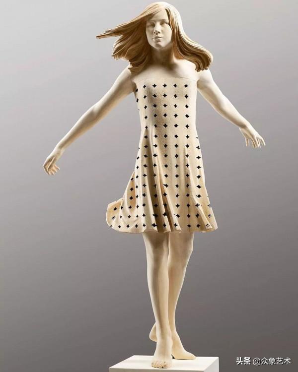 Kostner Matthias | 疏遠而溫柔