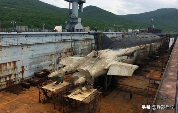 一艘就能摧毀航母群！俄軍將裝備核潛艇，滿載可攜帶72枚航導彈