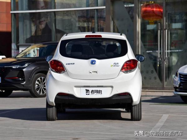 動力強不加油,低價高配高續航代步車,後排實用,實拍奔奔E-Star 動力強不加油,低價高配高續航代步車,後排實用,實拍奔奔E-Star