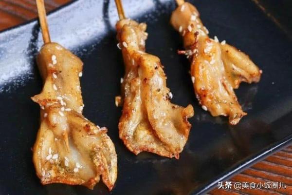 中國最“殘忍”的7道硬菜，醉蝦被禁，三吱兒更是不忍直視