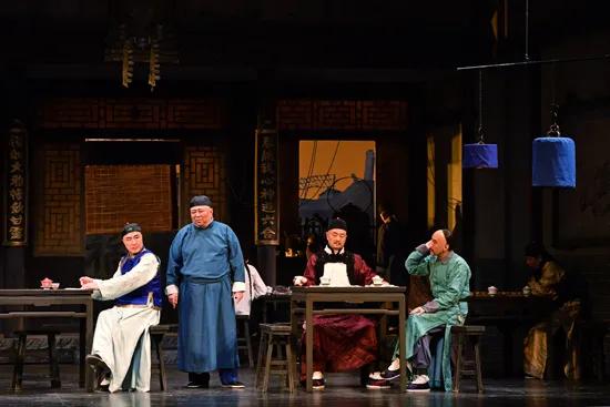 《茶館》再現天橋劇場 《茶館》再現天橋劇場