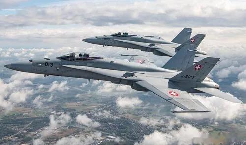 美法紙糊友誼,奪走潛艇合同還“撬了”戰鬥機生意,歐美開始內卷 美法紙糊友誼,奪走潛艇合同還“撬了”戰鬥機生意,歐美開始內卷