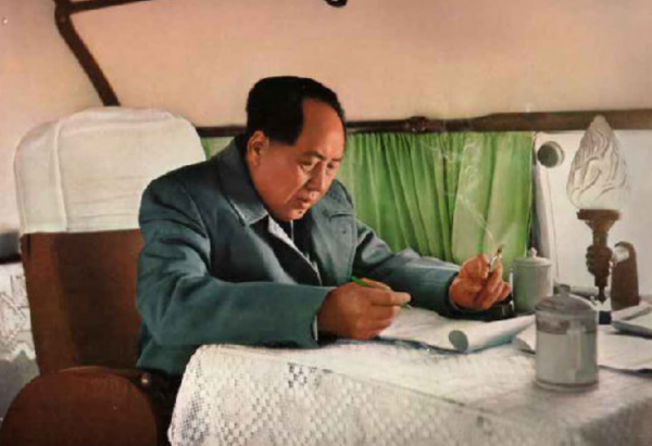 毛主席秘書張玉鳳：服務員出身，敢“頂撞”毛主席，後來怎樣了？