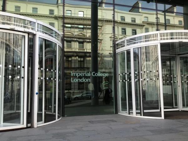 中國留學生畢業後：留英率最高的三所大學