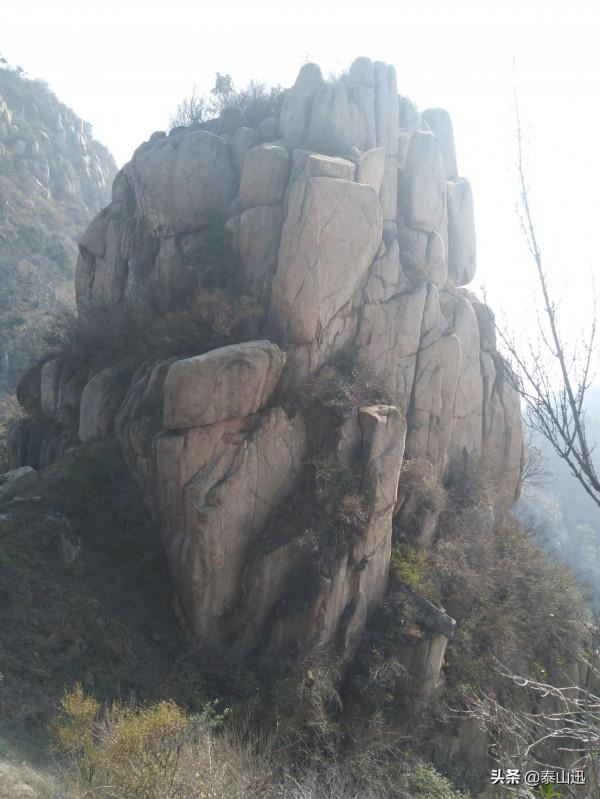 獨行泰山之走三梁