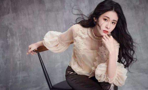 “昔日頂流”吳莫愁:從公眾眼中消失的這3年,都做了什麼? “昔日頂流”吳莫愁:從公眾眼中消失的這3年,都做了什麼?