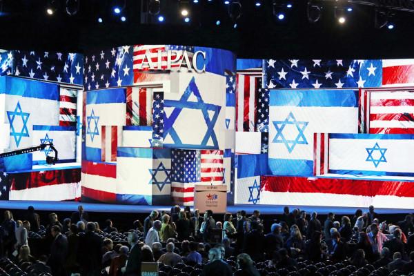 美國總統克林頓把女兒嫁給詐騙犯的兒子，這就是猶太人的厲害之處