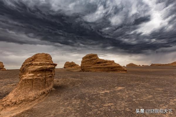 來新疆撿石頭要去這幾個地方