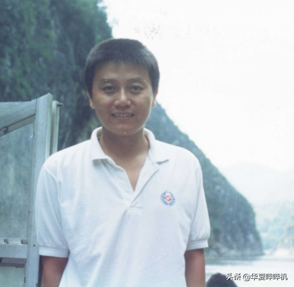 是德不配位，還是壓抑太久，馮小剛和王朔的恩怨情仇