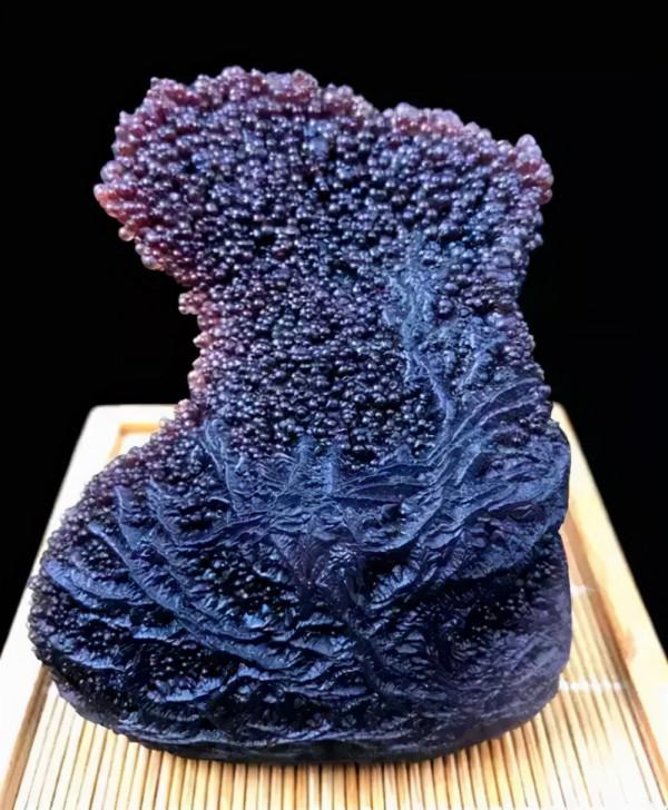 高價成交的66方奇石欣賞