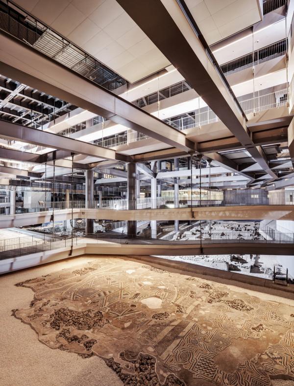 安塔克亞博物館酒店，遺址上架起的酒店