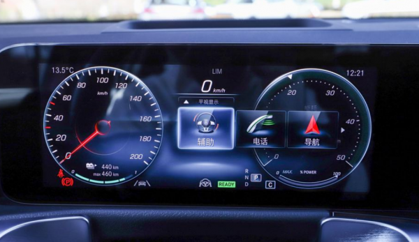 純電續航里程512km，搭配雙電機四驅，EQB的價效比如何