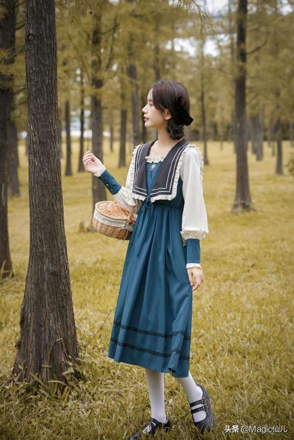 秋天甜美校花穿搭-復古海軍風公主裙 秋天甜美校花穿搭-復古海軍風公主裙