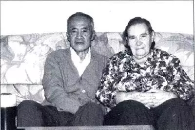 1997年，中行查賬發現周總理一筆30年前鉅額存款，調查結果引淚奔