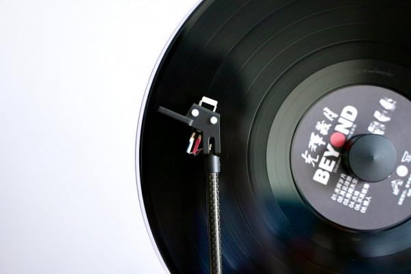 黑膠的魅力,經典一直都在,黑武士HIFI立式黑膠唱片機開箱體驗 黑膠的魅力,經典一直都在,黑武士HIFI立式黑膠唱片機開箱體驗