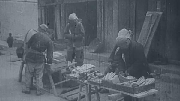 河北小夥給日軍搓澡，被罵不學好是叛徒，後來才知他是王牌特工