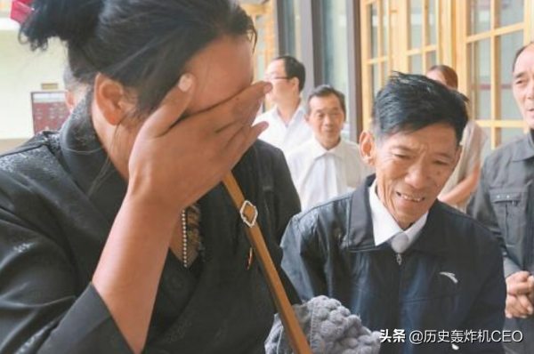 紅軍備受爭議的副軍長，建國甘願成為農民，窮困潦倒時遇到老戰友