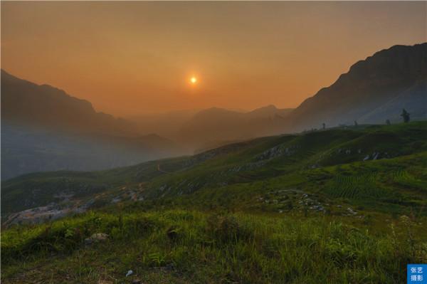 貴州西部藏了個“中國涼都”，夏季只有19℃，沿途都是少數民族村