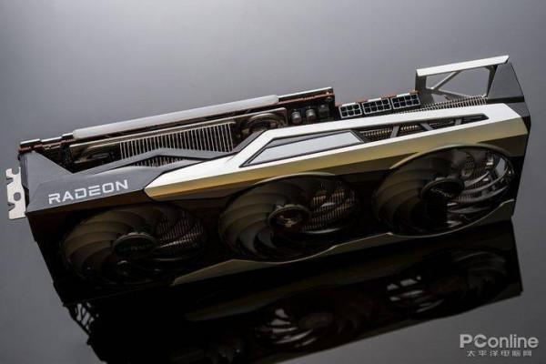 藍寶石RX 6900 XT 超白金 極光特別版評測：一年後RX 6900 XT更強了？