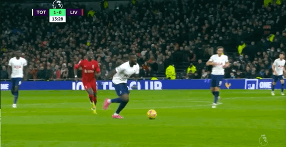 8黃1紅！熱刺拼了4張黃牌逼平利物浦，為曼城拿下三分優勢