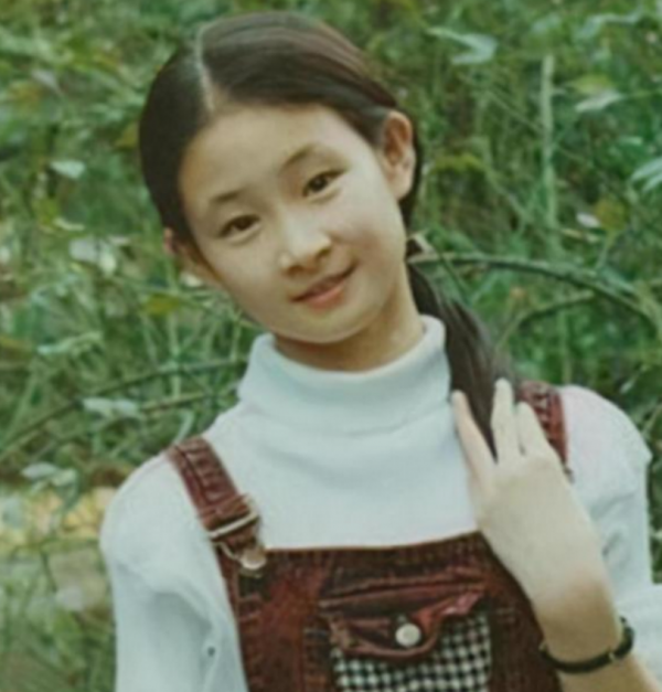 離開鄉村愛情10年，觀眾只認識她，王亞彬離開趙本山後去哪了？