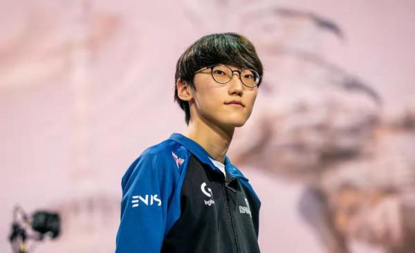 虎娘日報：LOL電競收視破紀錄 TS轉會去向成謎