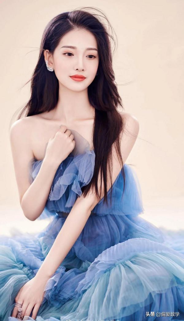 北大研究生，才貌雙全