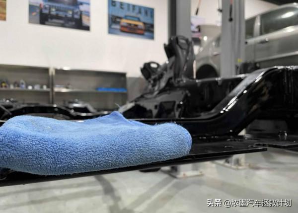 「縱橫四海」老夥計的重生之旅，一起暫別城市的方圓化身曠野的風