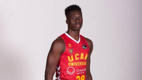 猛龍隊簽約字母弟