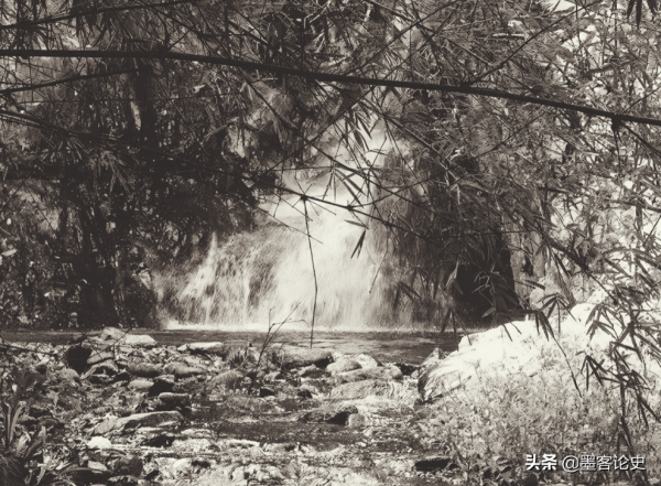 45年&comma;南京獵戶上山打獵&comma;意外發現洞內秘密&comma;嚇得連忙求助當地政府