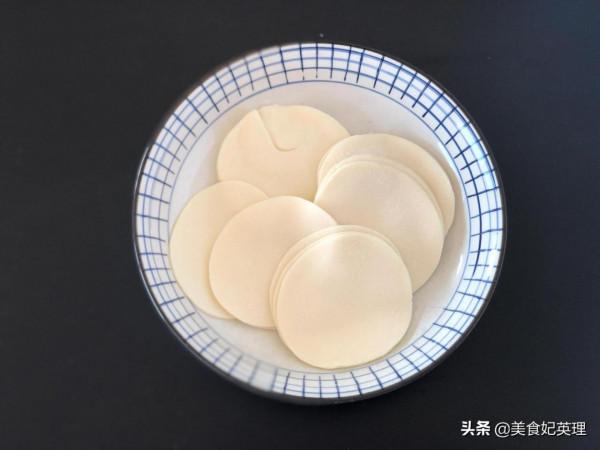 兒子最愛這餡餅，鮮香多汁一口一個，我偷笑，不用和麵做法超簡單