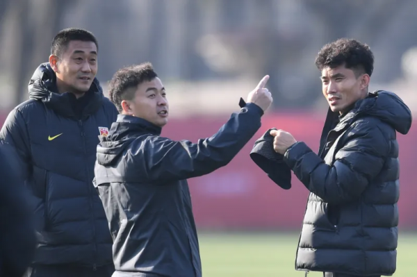 多圖流：全是老熟人！國足豪華教練團隊正式上崗帶隊