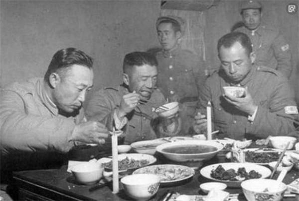 國軍師長,副師長及參謀長在軍隊中待遇如何?差得多嗎? 國軍師長,副師長及參謀長在軍隊中待遇如何?差得多嗎?