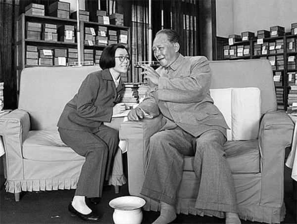 王海容:毛主席身邊的美女翻譯,深受周總理喜愛,可惜終身未嫁 王海容:毛主席身邊的美女翻譯,深受周總理喜愛,可惜終身未嫁